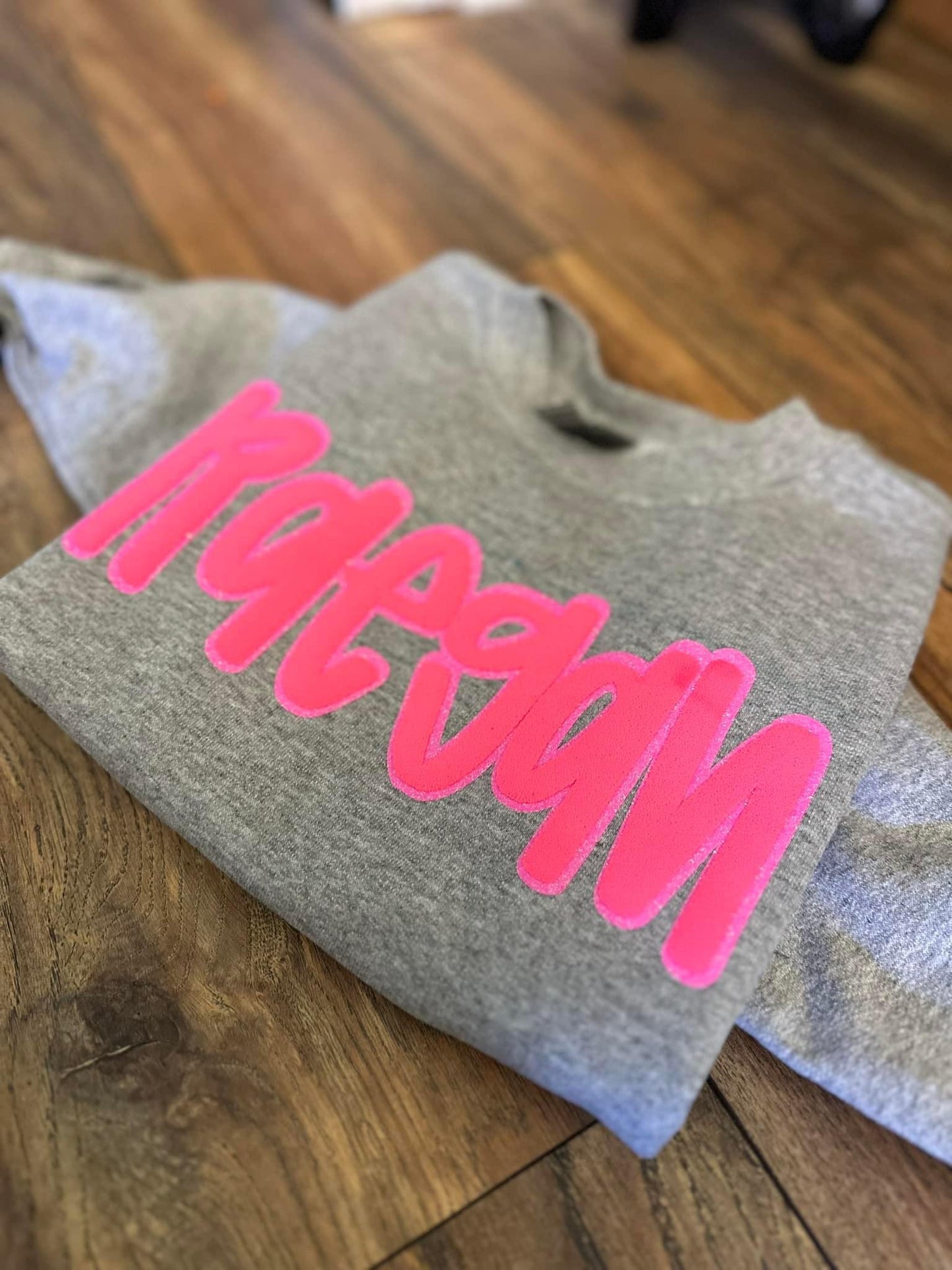 Puff & Glitter Name sweatshirts